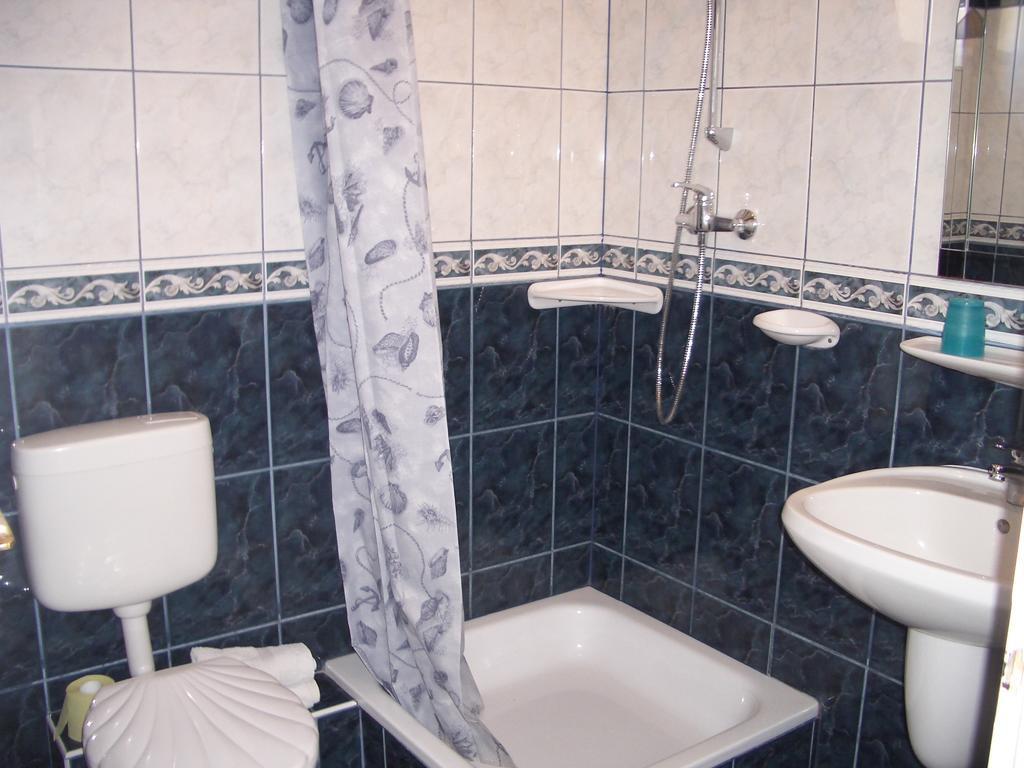 Hegyi Villa Hévíz Kamer foto